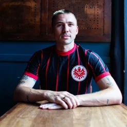 Eintracht Frankfurt 1972 - 73 Maillot de Foot Rétro
