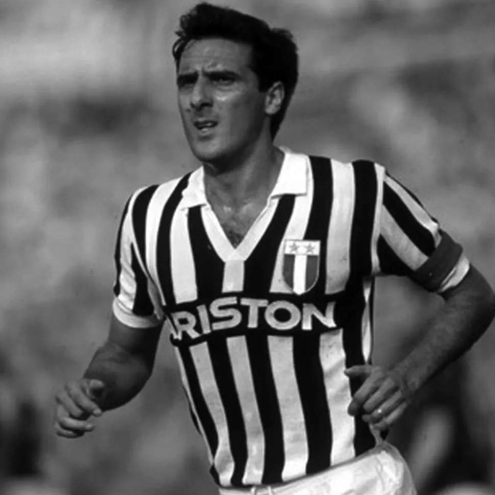 Juventus FC 1984 - 85 Maillot de Foot Rétro